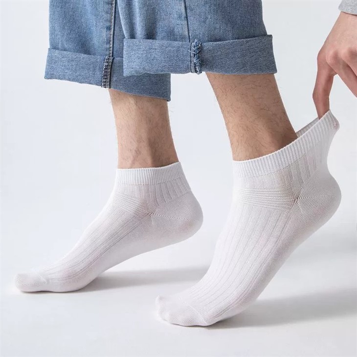 Men's Solid Color Short Tube Socks
