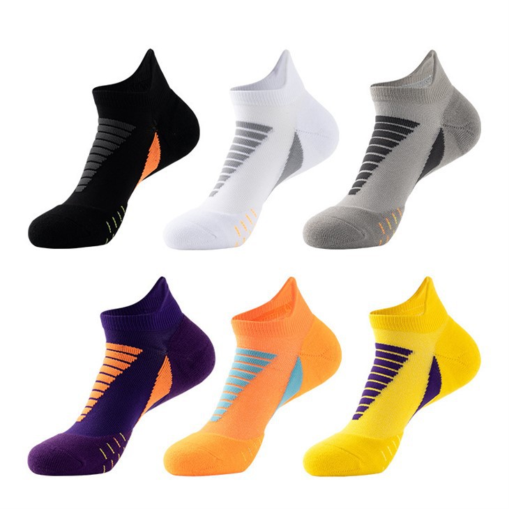 Adult Thick-Towel Bottom Sports Socks